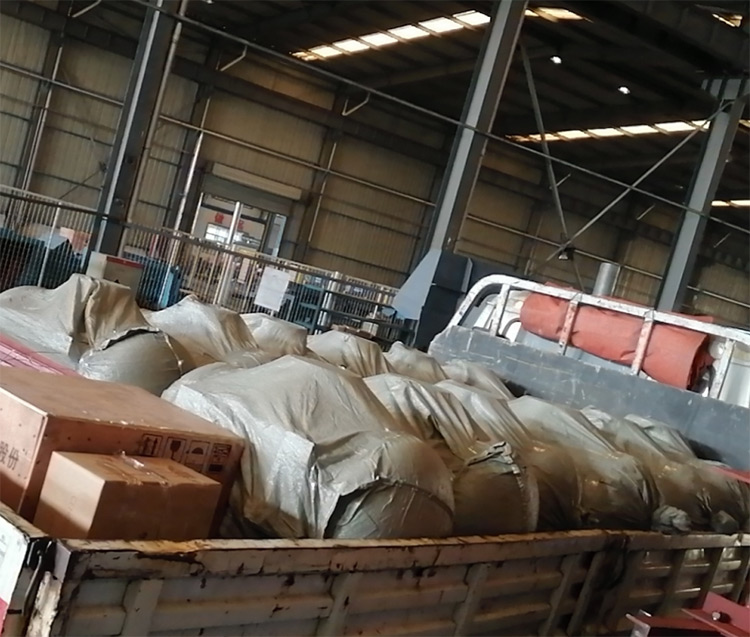 山東礦安重工生產(chǎn)的一批空氣炮發(fā)往內(nèi)蒙古烏海