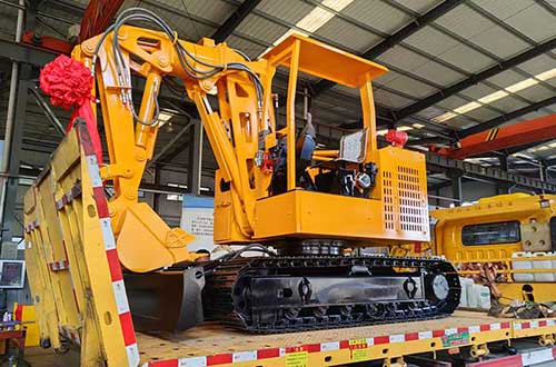山東東礦安重工有限公司生產的履帶式挖掘機發貨 